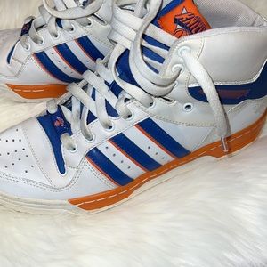 Adidas “knicks” sneakers